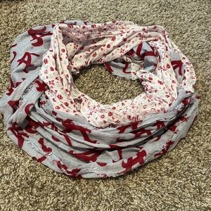 University of Alabama lightweight infinity scarf by Zoozatz (OSFA) EUC!